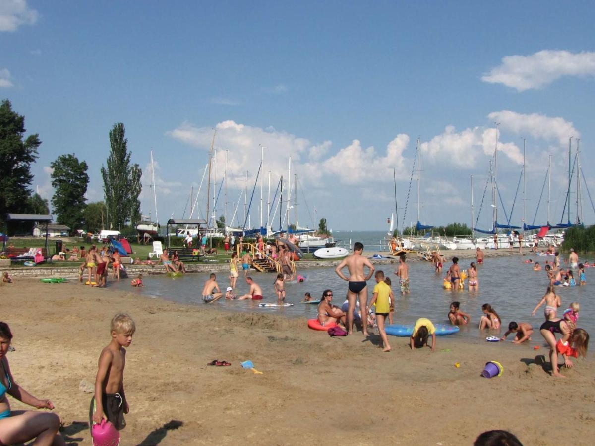 Holiday Home Balatontourist Fuered-3 By Interhome Balatonfüred Exteriör bild